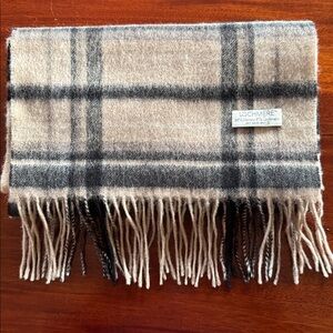 🧣Lochmere of Scotland tan/black merino/cashmere plaid scarf.